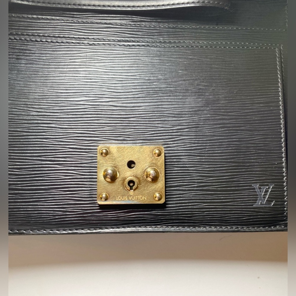 LOUIS VUITTON😍 Epi Pochette Sellier Dragonne Clutch Black - Picture 2 of 6
